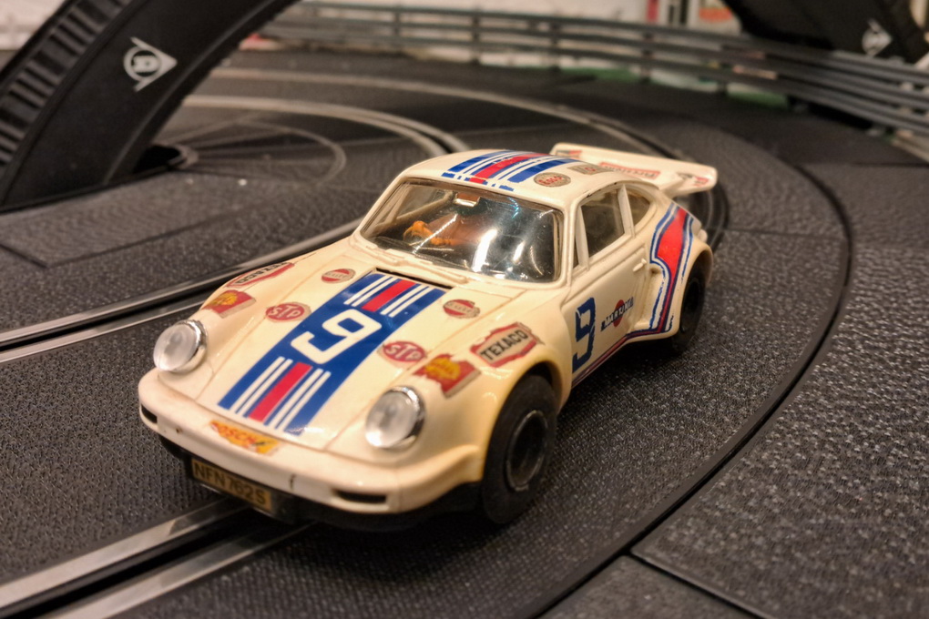 Slotcars66 Porsche 911/935 1/32nd scale Scalextric slot car Martini #9  